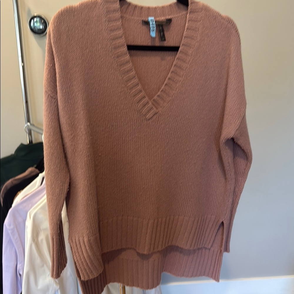 BCBGMaxAzria Pink V-Neck Sweater Soft Knit